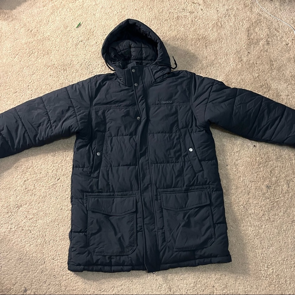 Large black Columbia jacket